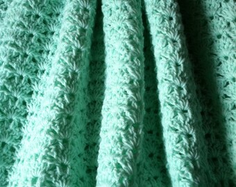 Snuggly Baby Afghan in Mint Green, Crochet Baby Afghan, Green Baby Blanket, Christmas Gift for Baby, Newborn Baby Afghan