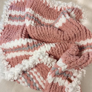 Blush Pink Baby Blanket | Chunky Knit Toddler Blanket with Loop Yarn Border | Handmade Baby Shower Gift | 38x48 Nursery Throw