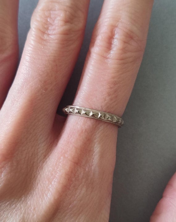 Vintage Sterling Silver Pyramids Stackable Ring S… - image 8