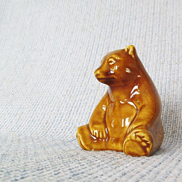 Vintage Haegar USA Honey Bear Pottery Caramel Figurine Statue Woodland Decor