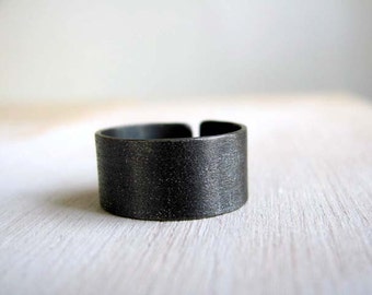 Adjustable black band- black oxidized ring- simple engraved tube- rock engagement ring - gothic wedding ring- bark ring - hand engraved ring