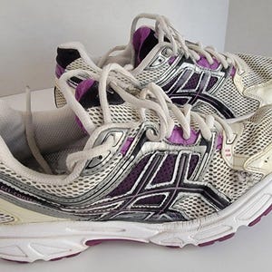 Vintage Asics Sneakers - Etsy