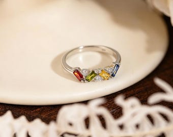 Anillo personalizado con piedra natal en forma de baguette, anillo personalizado con múltiples piedras preciosas, anillo familiar con piedra natal, anillo para madres, regalo para el primer Día de la Madre.