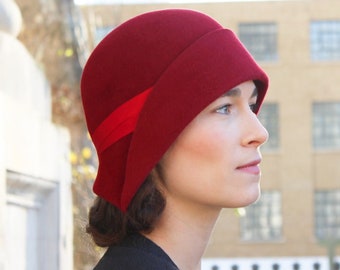 Red Cloche Hat ''JEANNE'' Classic Velour Felt 1920's Hat