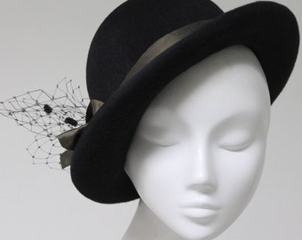 Black Velour Cloche Hat ''FELICIA'' - High Fashion in Velour Felt