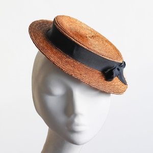 Strohoedje ''MONROE'' - luxe fijne strohoed - nautisch cadeau voor haar - hoed dames bruiloften en derbyraces