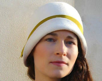 Ivory Felt Cloche Hat ''PHILLIPPE'' with Grosgrain Ribbon - Weddings - Downton Abbey Fashion