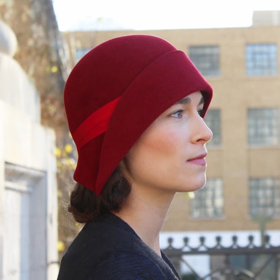 JEANNE Handmade Red Cloche Hat for Royal Ascot, Kentucky  display picture 3