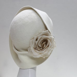 Ivory Felt Cloche Hat ''ANAIS'' with Silk Rose Wedding Ceremony Mother of the Bride Diner en Blanc image 2