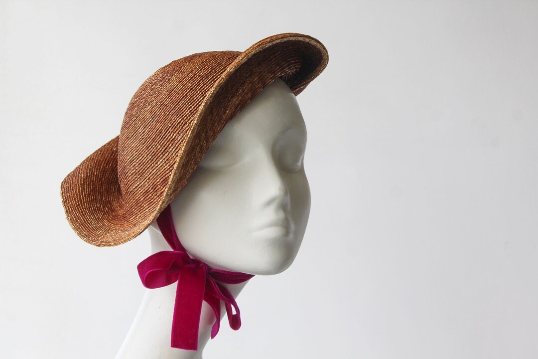 ROYAL MINT Sculpted Roll Brim Straw Hat, Contemporary Design for ...