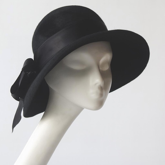 PANDORA Black Felt Cloche Hat With Silk Ribbon, Women display picture 2