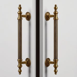 Tiradores estriados de latón antiguo, 320 mm, con textura, para armarios vestidores.