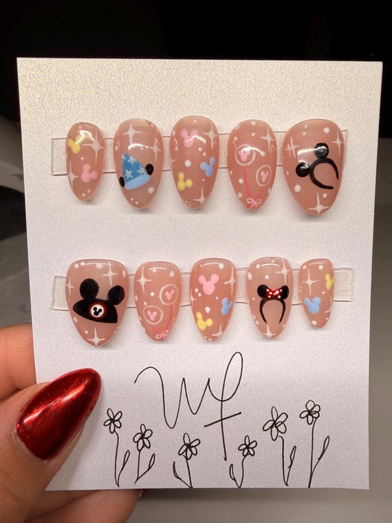 Mouse themed nails with stars