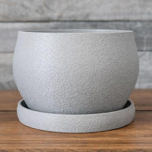 Textured 3D Printed Planter with Drip Tray | Modern Minimalist Decor