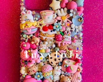 Capa de telefone Decoden Sweet Tea Party para iPhone 13