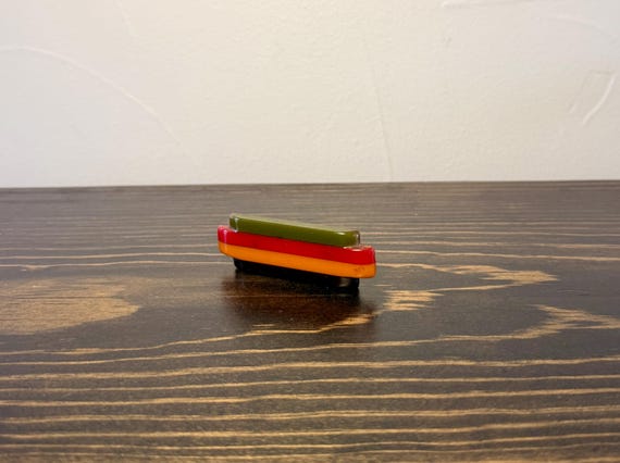 Bakelite/Celluloid Jewelry View 4