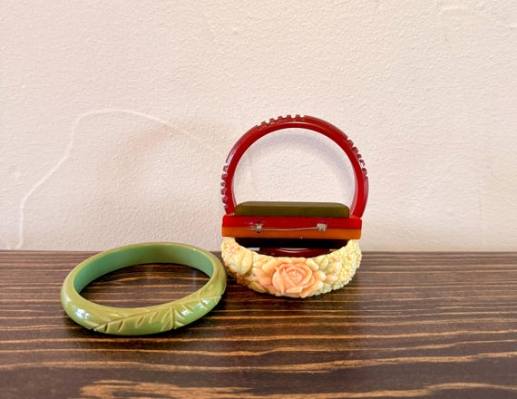 Bakelite/Celluloid Jewelry View 5
