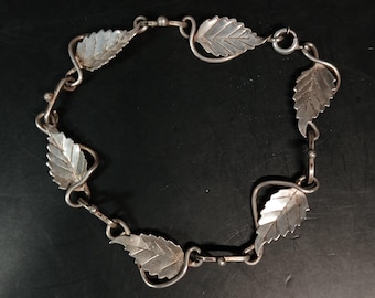 Pulsera vintage de plata de ley con eslabones en forma de hoja – Joyería inspirada en la naturaleza