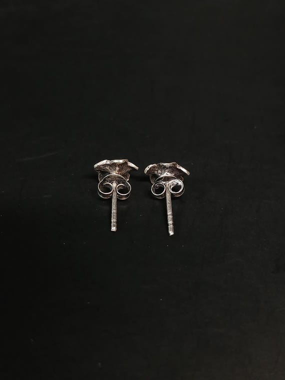 Tiny Sterling Silver Flower Stud Earrings Minimal… - image 15