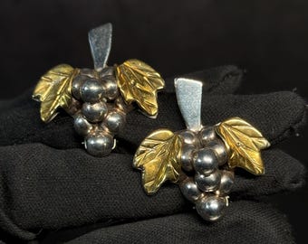 Taxco Vintage Sterling Silver Grape Cluster Two Tone Clip On Earrings Mexico