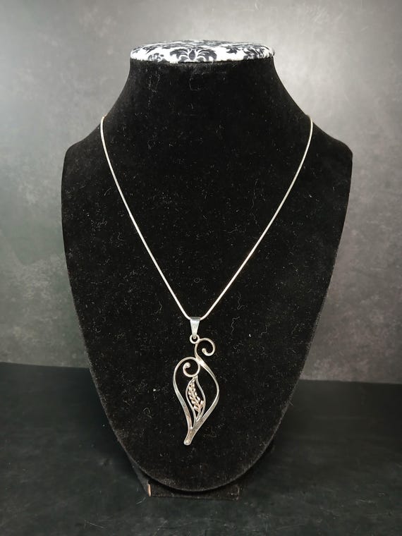 Sterling Silver Leaf Scroll Pendant Necklace 20" … - image 7