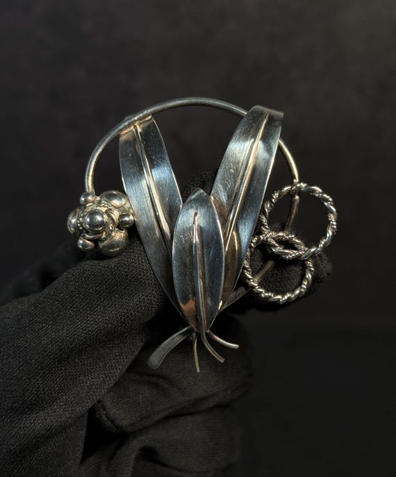 Carl Ove Frydensberg 830S Silver Haandarbejde Danish Modernist Floral Brooch