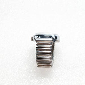 Vintage Le Baron Quartz Watch Ring Silver Tone Stretch Band Size 8 image 14