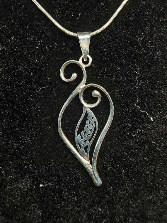 Sterling Silver Leaf Scroll Pendant Necklace 20" … - image 11