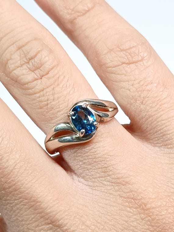 Sterling Silver Blue Quartz Stackable Ring Size 6… - image 7