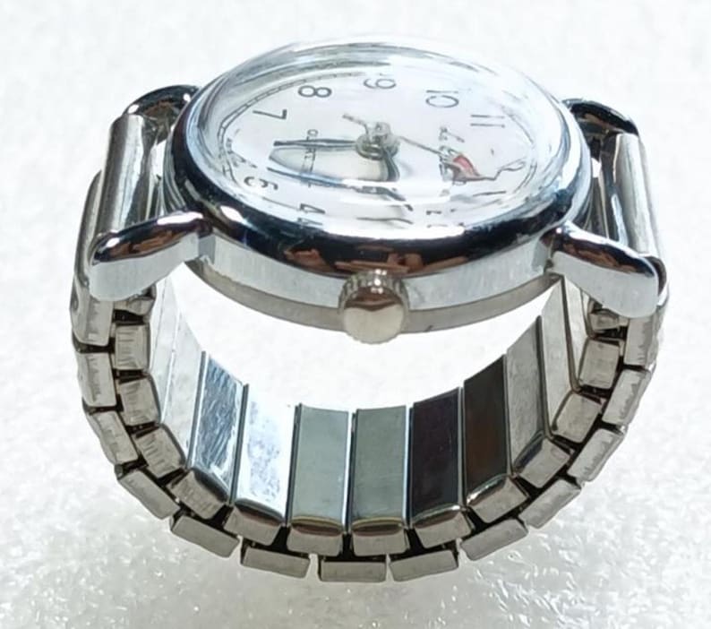 Vintage Le Baron Quartz Watch Ring Silver Tone Stretch Band Size 8 image 6