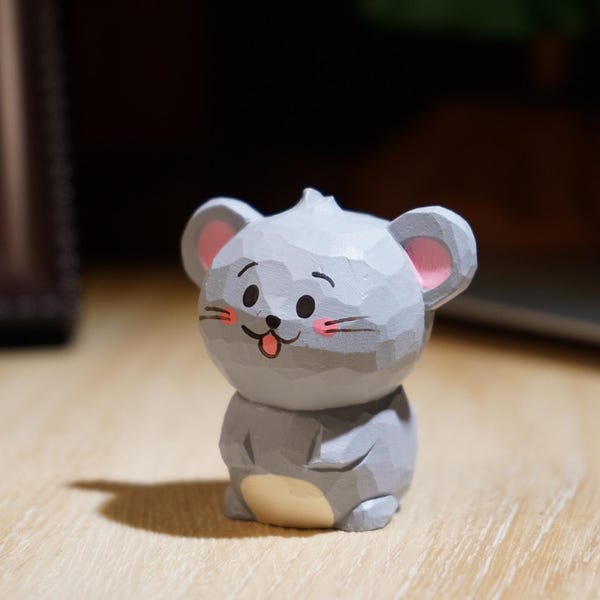 Hand Carved Wooden Gray Mouse Figurine – Cute Little Gray Rat Desk Ornament, Kawaii Wood Sculpture