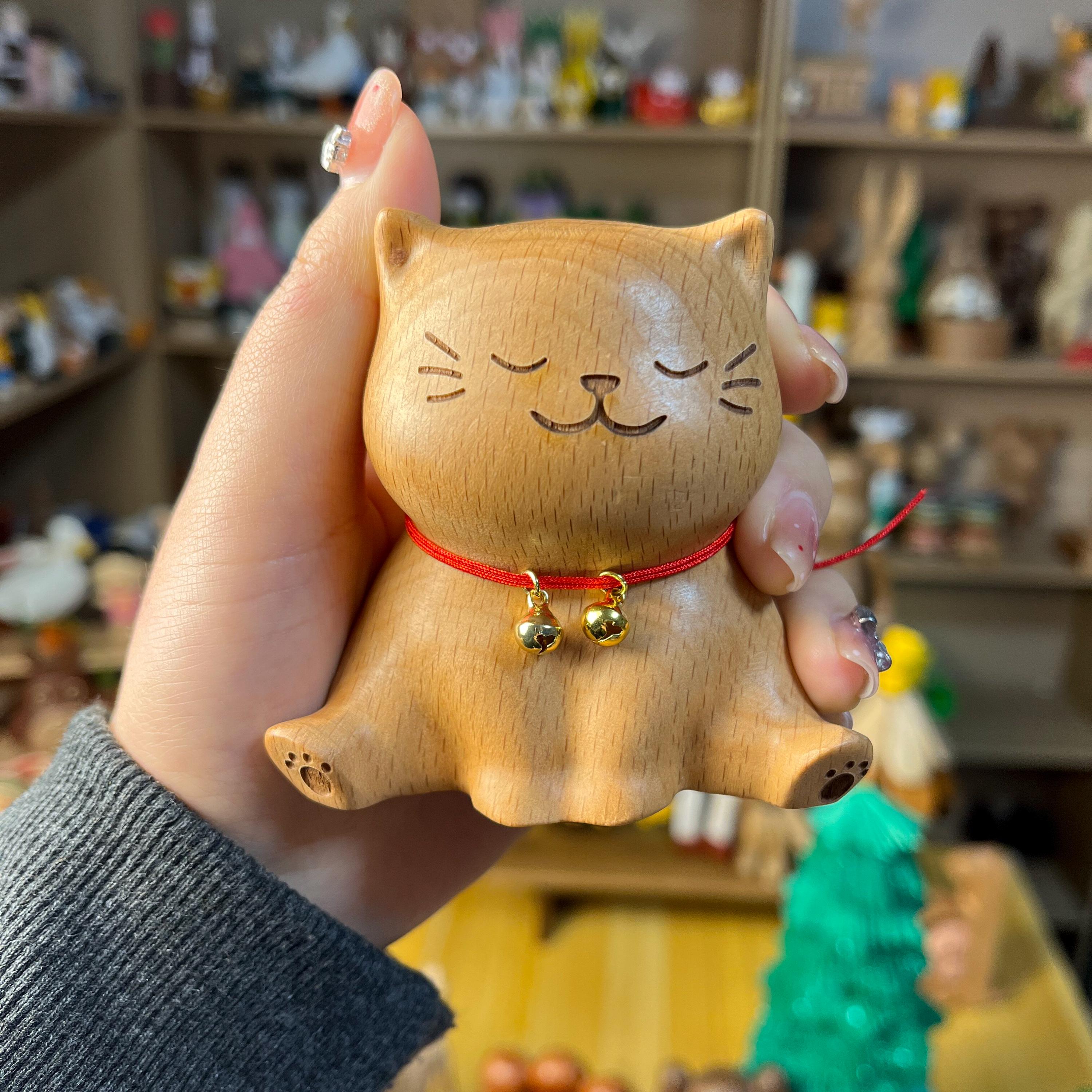 招き猫の彫刻 - Etsy 日本