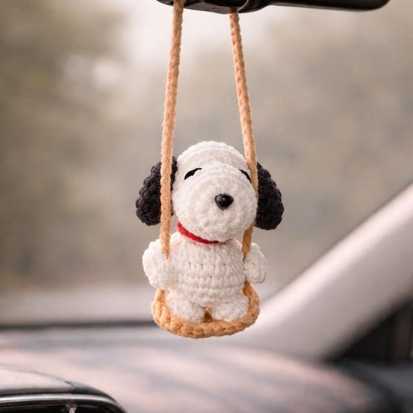 Haakpatroon Snoopy swing, gehaakt patroon Snoopy auto, amigurumi pluche hond spiegelbedel, gehaakte sleutelhanger hond, swingende puppy