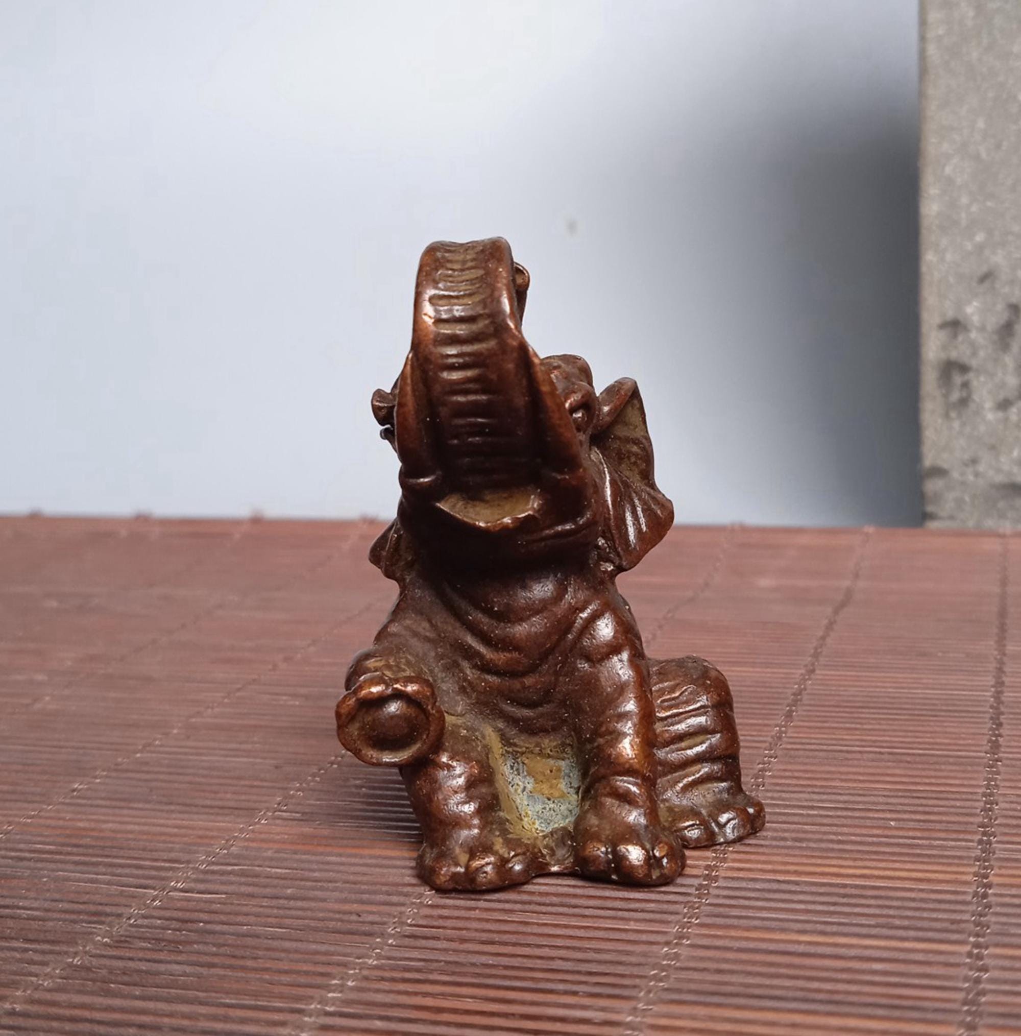 ヴィンテージブロンズ彫刻象像 - Etsy 日本