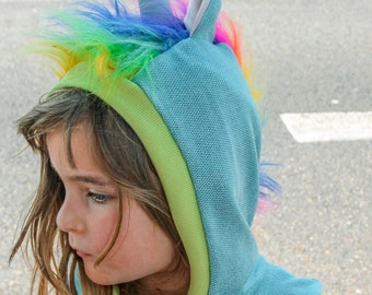 Costume de licorne arc-en-ciel pour enfants et adultes | Costume de licorne surdimensionné pour Halloween et festivals | Cadeau d'anniversaire non sexiste