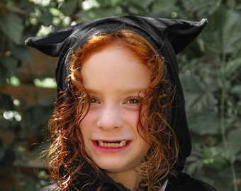 Halloween Velvet Cat Cape Costume / Kids Dark Blue-Black Cat Cloak / Handcrafted Children's Playwear / Imaginative Dress-Up / Unique Gift