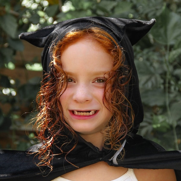 Halloween Velvet Cat Cape Costume / Kids Dark Blue-Black Cat Cloak / Handcrafted Children's Playwear / Imaginative Dress-Up / Unique Gift