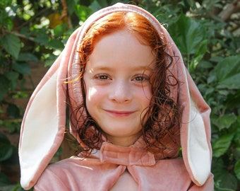 Cape de lapin en velours pour enfants / Cape de lapin faite à la main / Cadeau d’Halloween et d’anniversaire / Vêtements de jeu imaginatifs pour enfants / Costume de lapin en velours doux