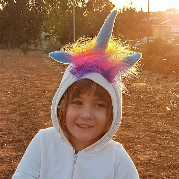Costume da unicorno con criniera e coda arcobaleno per bambini e
