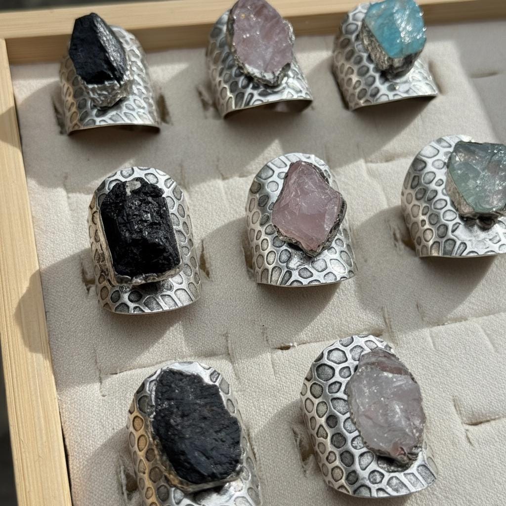 Black rose fluorite - Etsy 日本