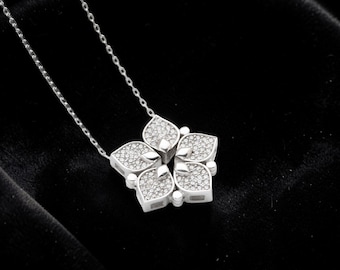 Collar con medallón de trébol de cuatro hojas, plata de ley 925, delicado colgante de cristal, regalo para ella.