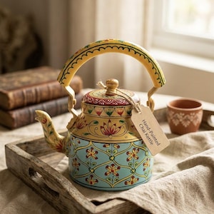 Tetera de aluminio pintada a mano / Hervidor de agua / Decoración de tetera estilo boho / Decoración de cocina / Hervidor de agua decorativo hecho a mano