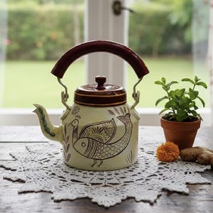 Hand Painted Tea pot : Mughal Art, Pink City Design