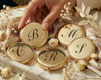 Personalized Compact Mirror with Name,Custom Engraved Gold Pocket Makeup Mirror,Bridesmaid Proposal Gifts,Wedding Party Favors.