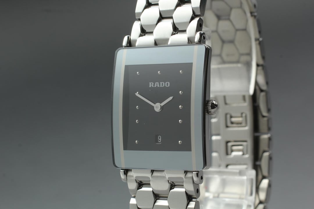 稼働 美品 RADO DIASTAR 腕時計 シルバー ミラーベゼル 3329 稼働 美品 RADO DIASTAR 腕時計 シルバー ミラーベゼル 3329 Amazon