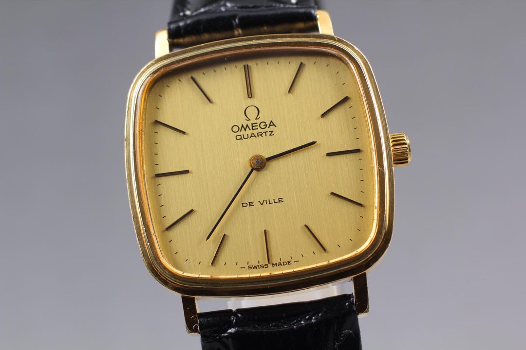 ほぼ新品 ヴィンテージ オメガ デ・ヴィル Cal.1330 クォーツ ゴールド 