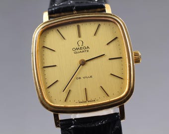 Near MINT Vintage OMEGA De Ville Cal.1330 Quartz Gold Dial 31mm Push Crown Mens Watch JAPAN