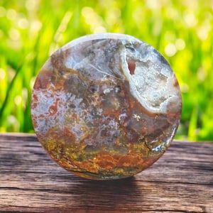 Piedra de jaspe oceánico natural con forma de palma, piedra de jaspe orbicular pulida, gema con patrón paisajístico único, jaspe de Madagascar, pieza de coleccionista de 33 x 33 mm.