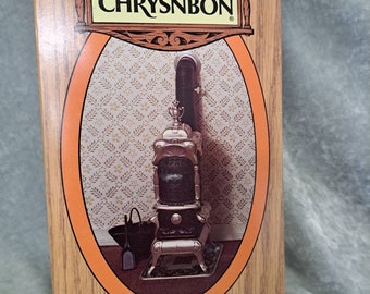 Chrysnbon Heritage in Miniatures Kit CHR-2109 F-210 Parlor Stove with Coal Scuttle and Shovel Kit. Ready to Assemble.  No Painting needed.