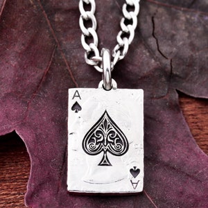 Asso di picche, collana di carte da gioco, disegno di picche inciso, moneta tagliata a mano
